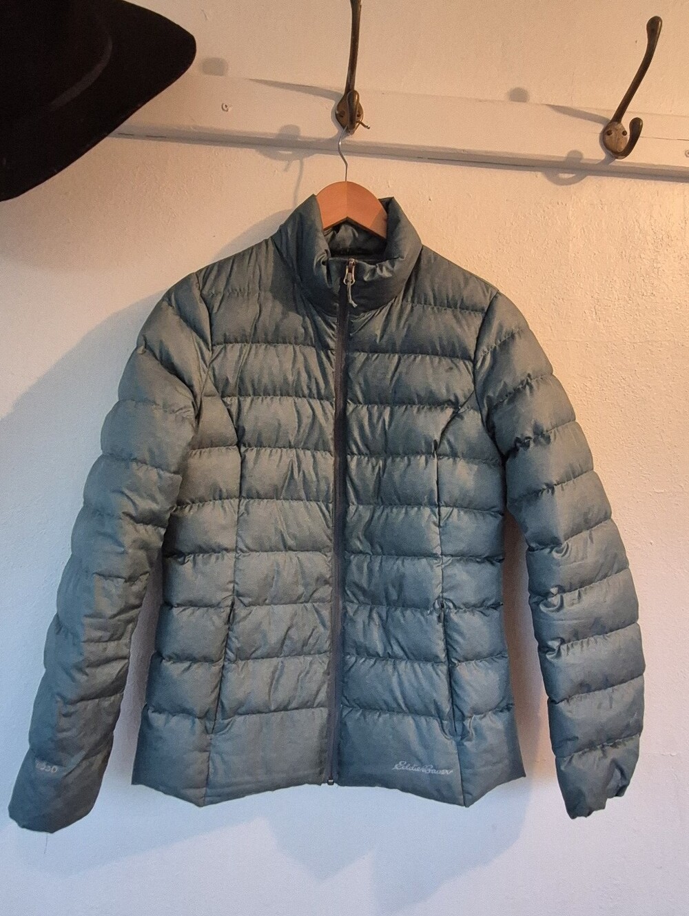 Eddie Bauer Down Filled Puffer Jacket Womens Small  Green